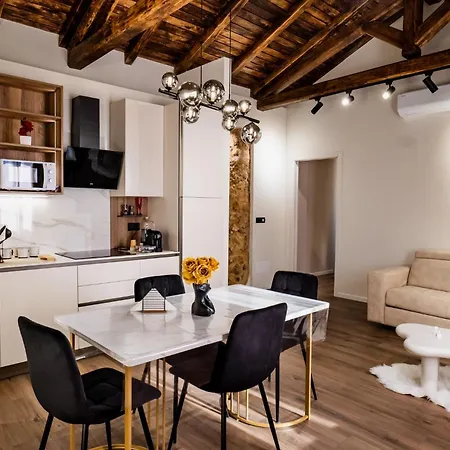Er Apartament