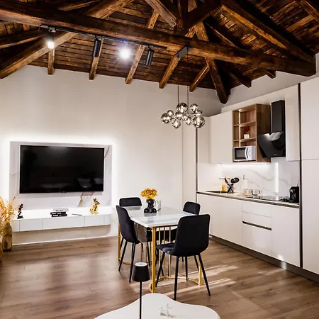 Er Apartament